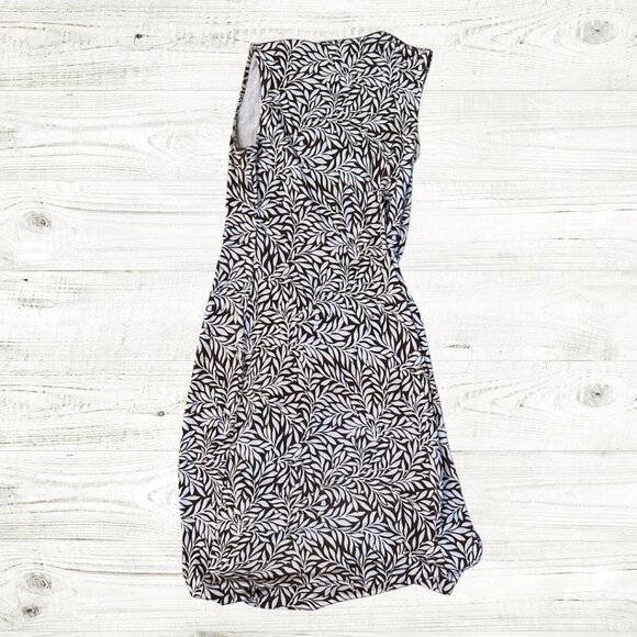 Diane Von Furstenberg Wrap Dress Brown and Pink Leaves Pattern Size 4 - Picture 3 of 4